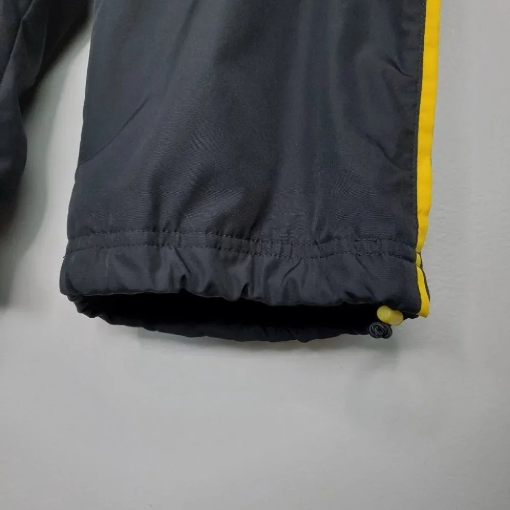 Nike Fit Dry Livestrong Activewear Black Yellow Capri Bermuda Shorts Sz S (4-6)